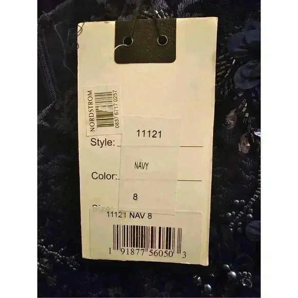 New Mac Duggal Gown 11121  Size 9 Navy Blue Retails $998 - Picture 4 of 5